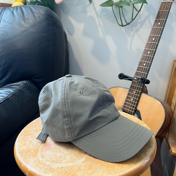 Windriver Bug Repellent Baseball Hat - Picture 2 of 5